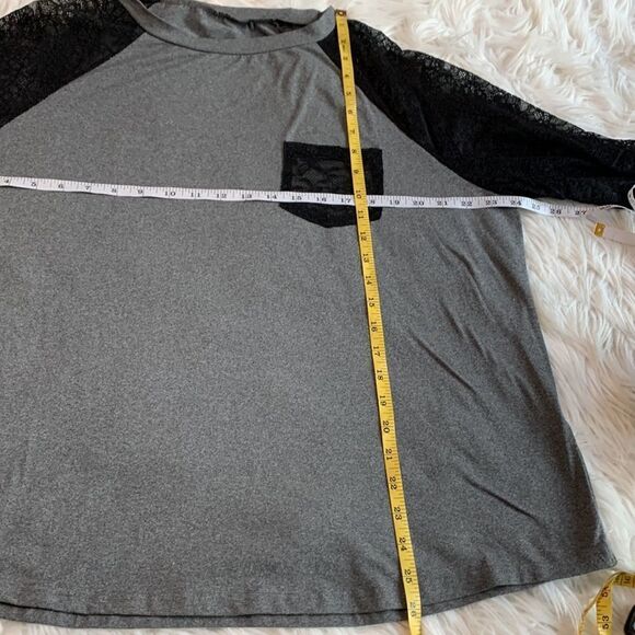 🟢3 items for $20 SHEIN Curve lace raglan sleeves top chest pocket - Picture 4 of 8